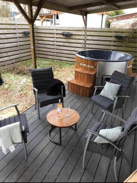Hottub Forest Chalet Op De Veluwe! Putten Extérieur photo